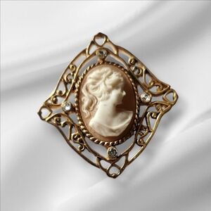 Vintage AAi Carved Shell Cameo and Rhinestone Gold Tone